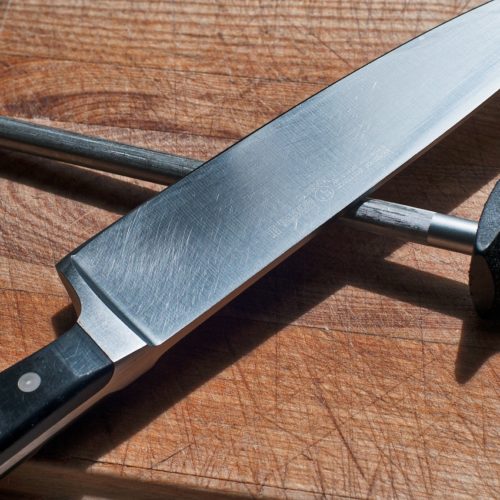 Schwarzwald Messer erklärt, wie Sie richtig ein Messer schärfen